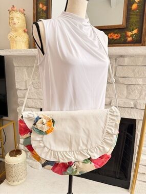 Vintage Cynthia Matthews Leather Floral Shoulder Bag Ruffle Rose Purse